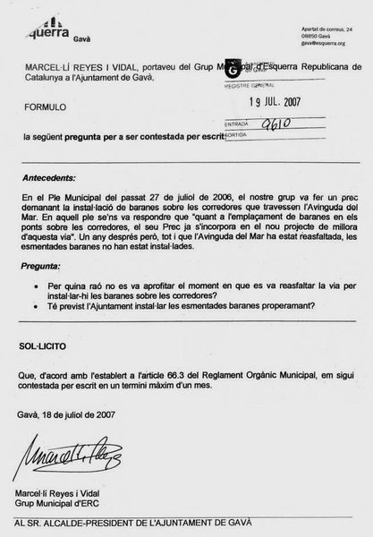 Pregunta d'ERC de Gavà a l'Ajuntament de Gavà sobre la instal·lació de baranes a les corredores que travessen l'avinguda del mar (19 de Juliol de 2007)